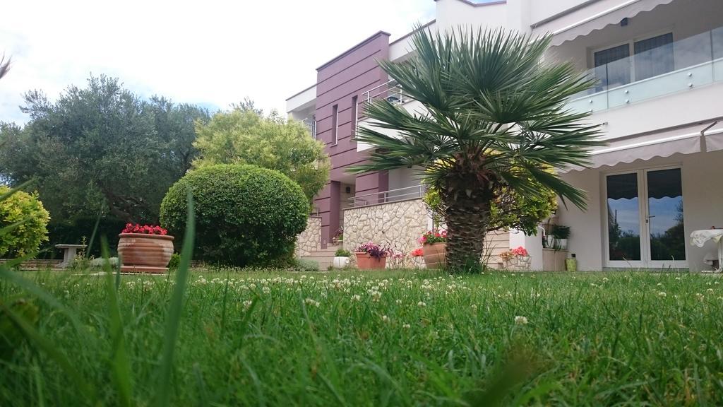 Apartmani Ukalovic Zára Kültér fotó