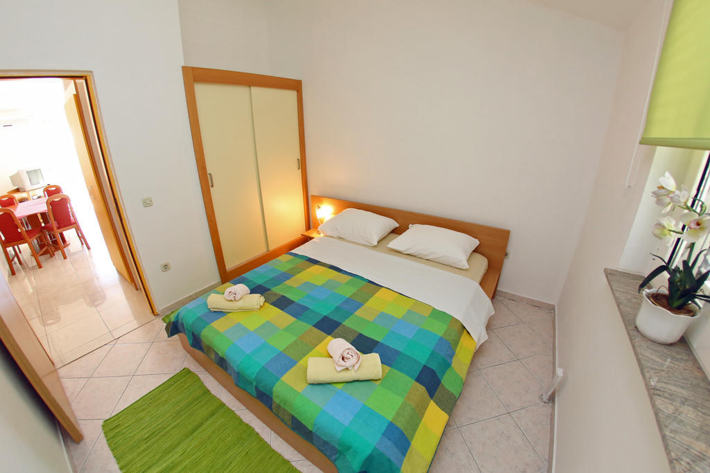 Apartmani Ukalovic Zára Kültér fotó