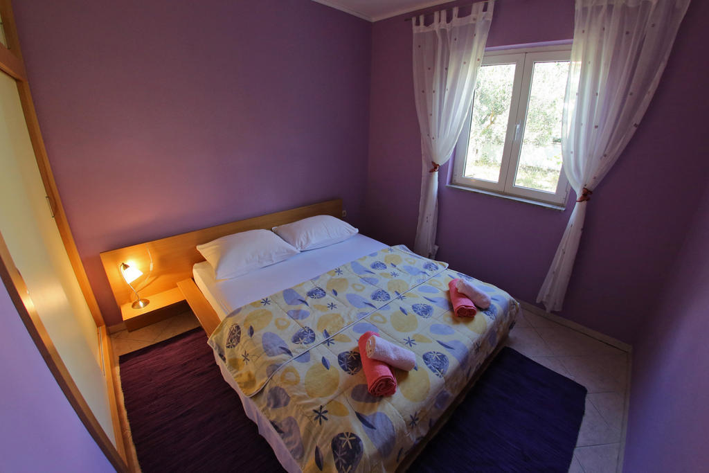 Apartmani Ukalovic Zára Kültér fotó