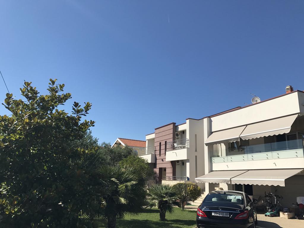 Apartmani Ukalovic Zára Kültér fotó