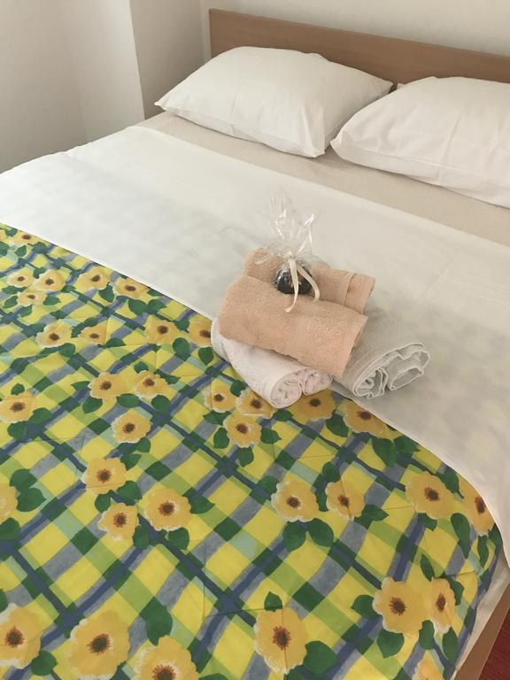 Apartmani Ukalovic Zára Kültér fotó